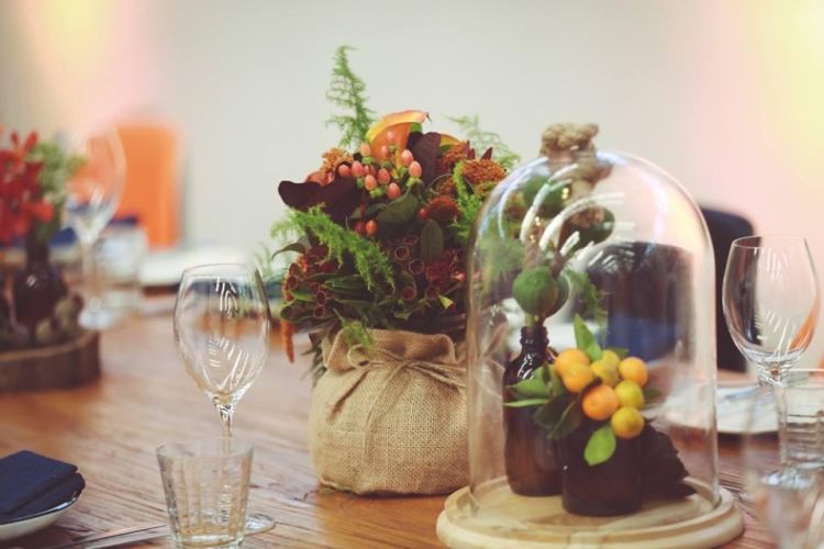 Close Up Table Florals